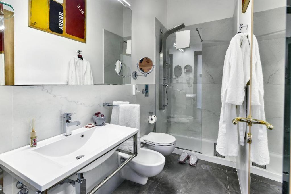 Boutique Hotel Piazza Carita 나폴리 외부 사진