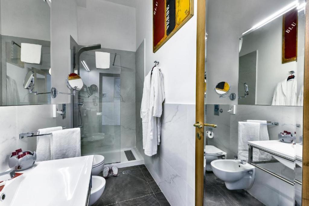 Boutique Hotel Piazza Carita 나폴리 외부 사진