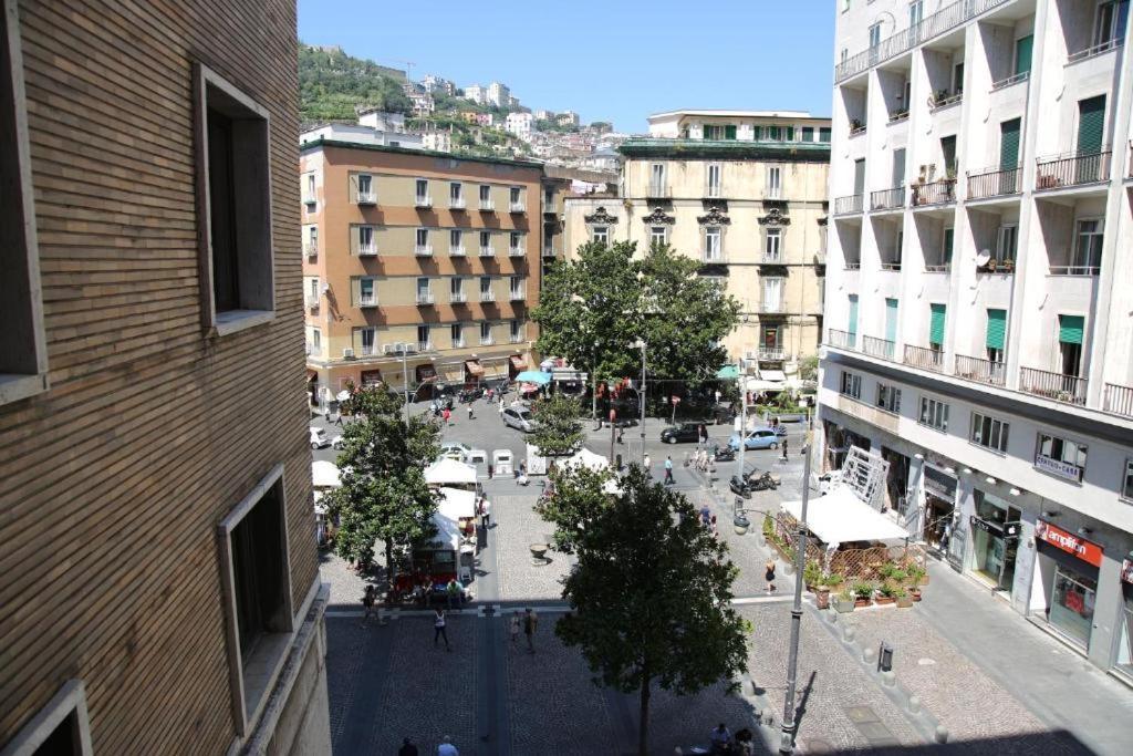 Boutique Hotel Piazza Carita 나폴리 외부 사진