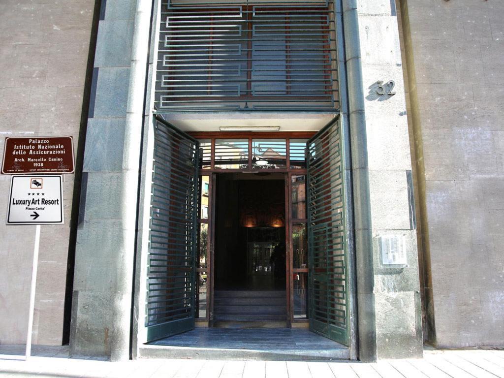 Boutique Hotel Piazza Carita 나폴리 외부 사진